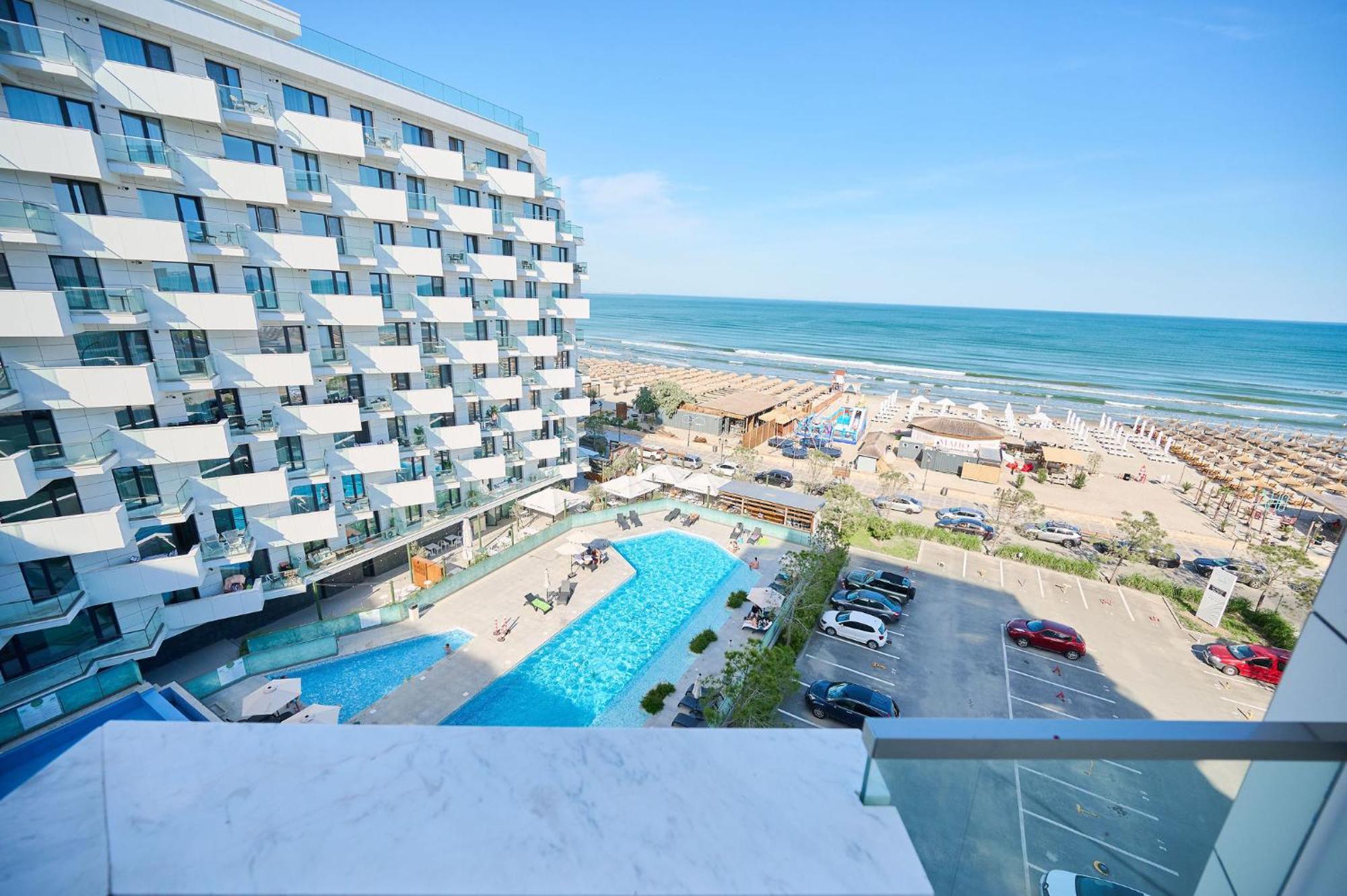 Alma Apartment In Infinity Beach Resort - Parking Mamaia Exterior photo