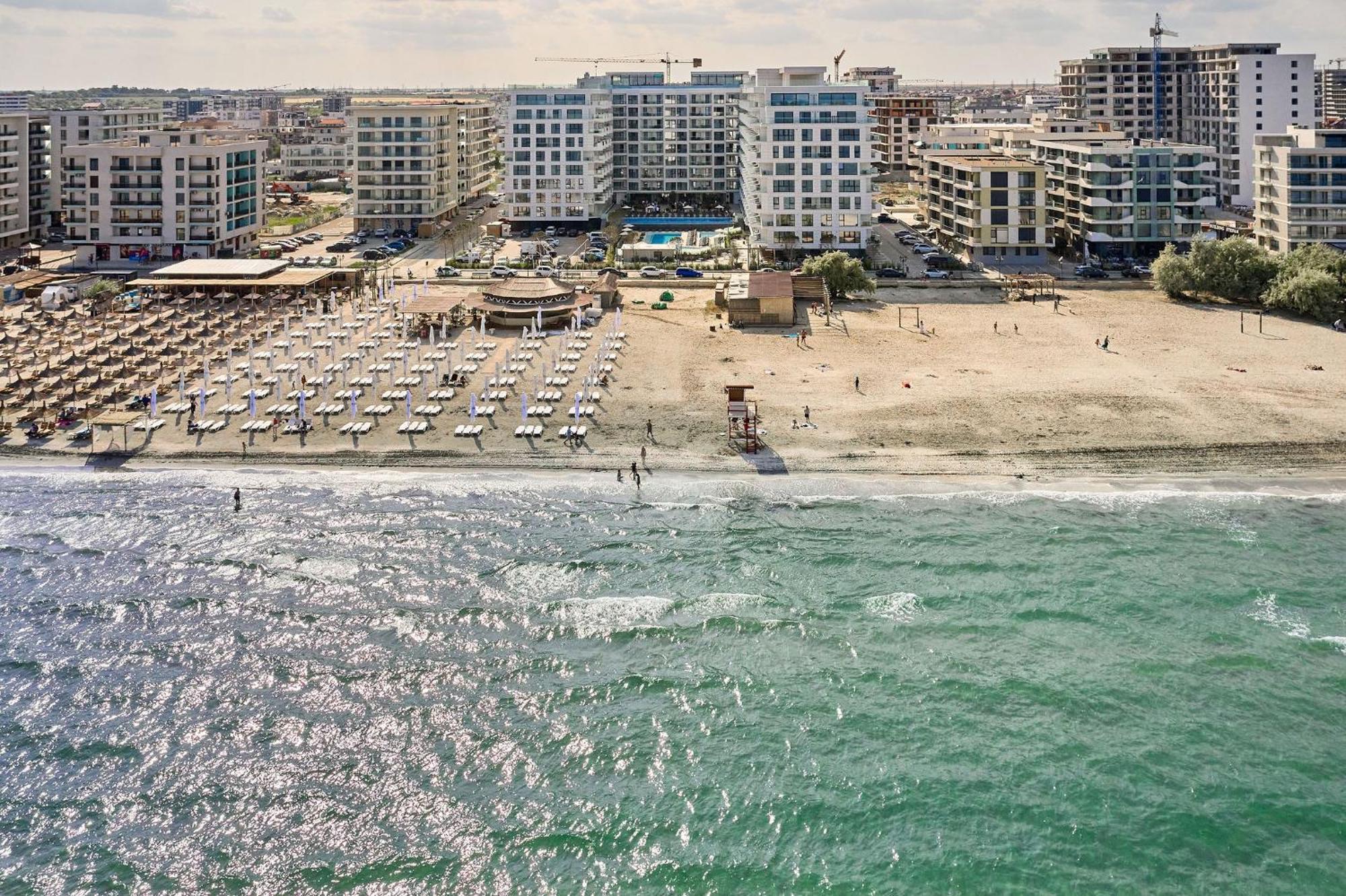 Alma Apartment In Infinity Beach Resort - Parking Mamaia Exterior photo